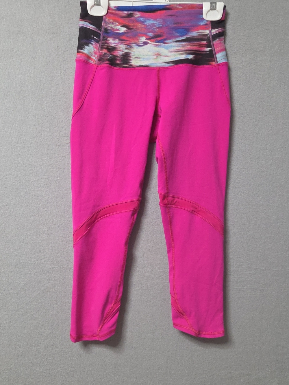 Lululemon Pink Pigment Wind Berry Rumble Multi Waistband Leggings Size 6.